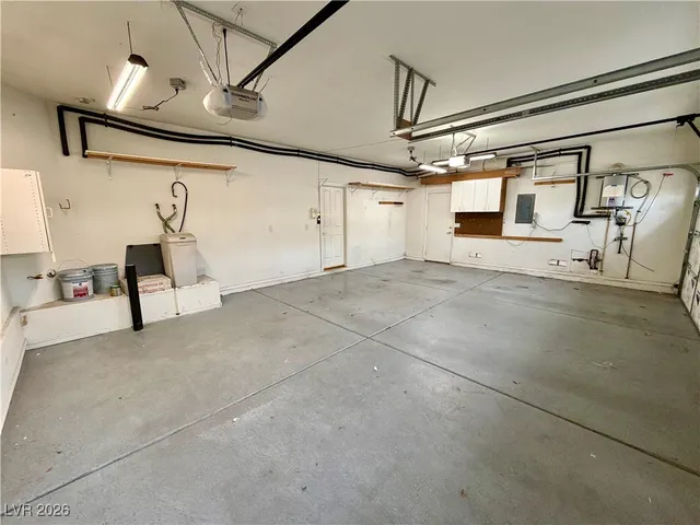 $2,928 | 274 Tropic Tan Court, Henderson, NV 89074