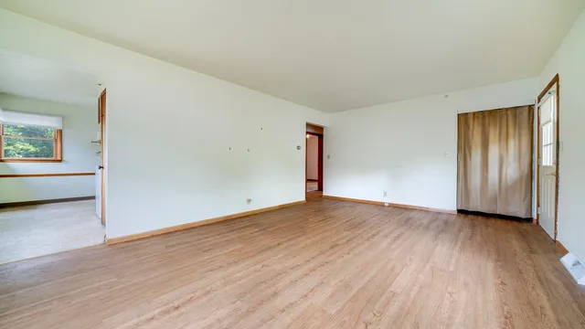 $150,000 | 240 Renrose Avenue, Loves Park, IL 61111