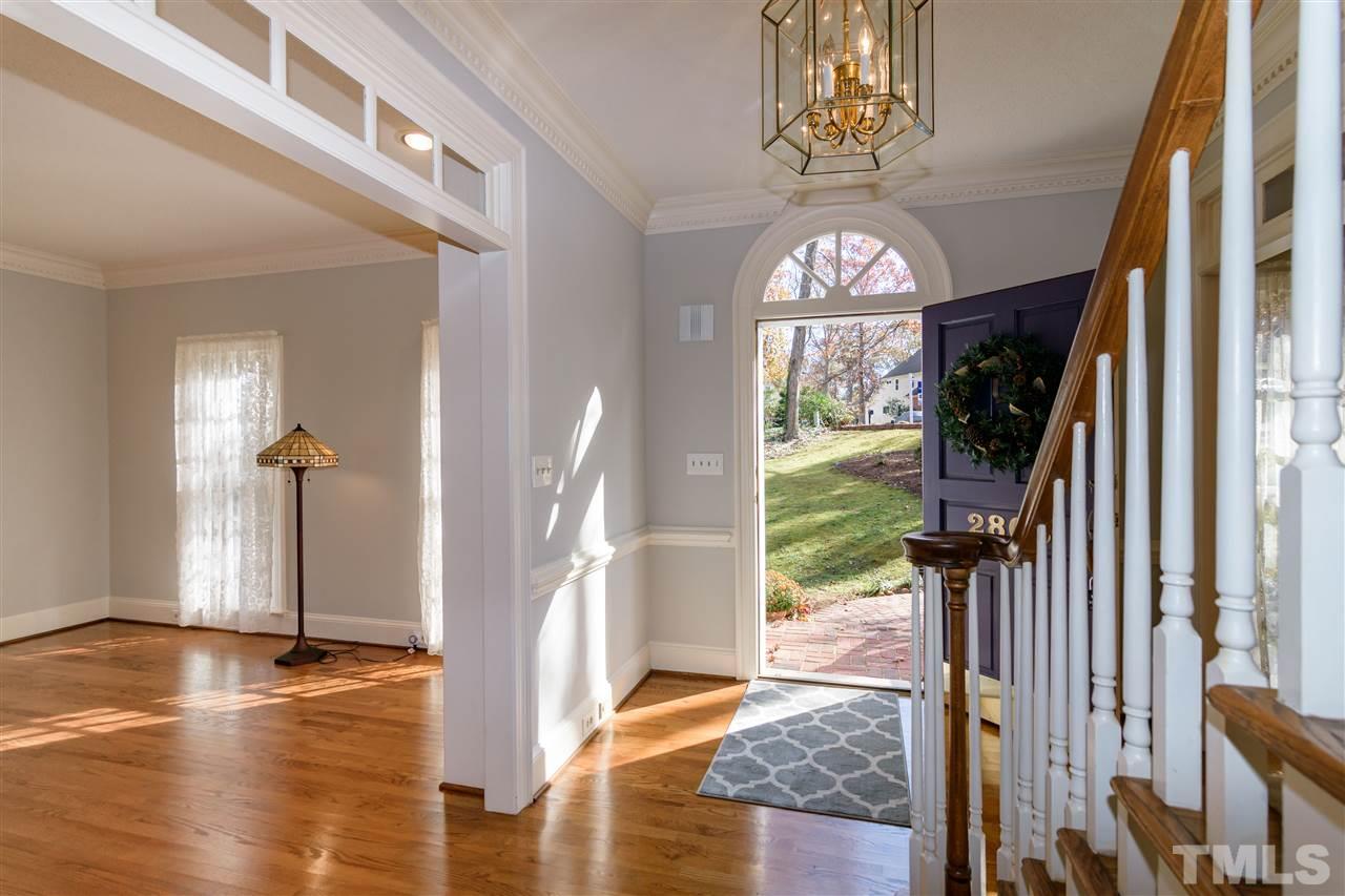 2808 Combe Hill Trail Raleigh, NC 27613 - Photo 6 of 30 a view of a interior of the house