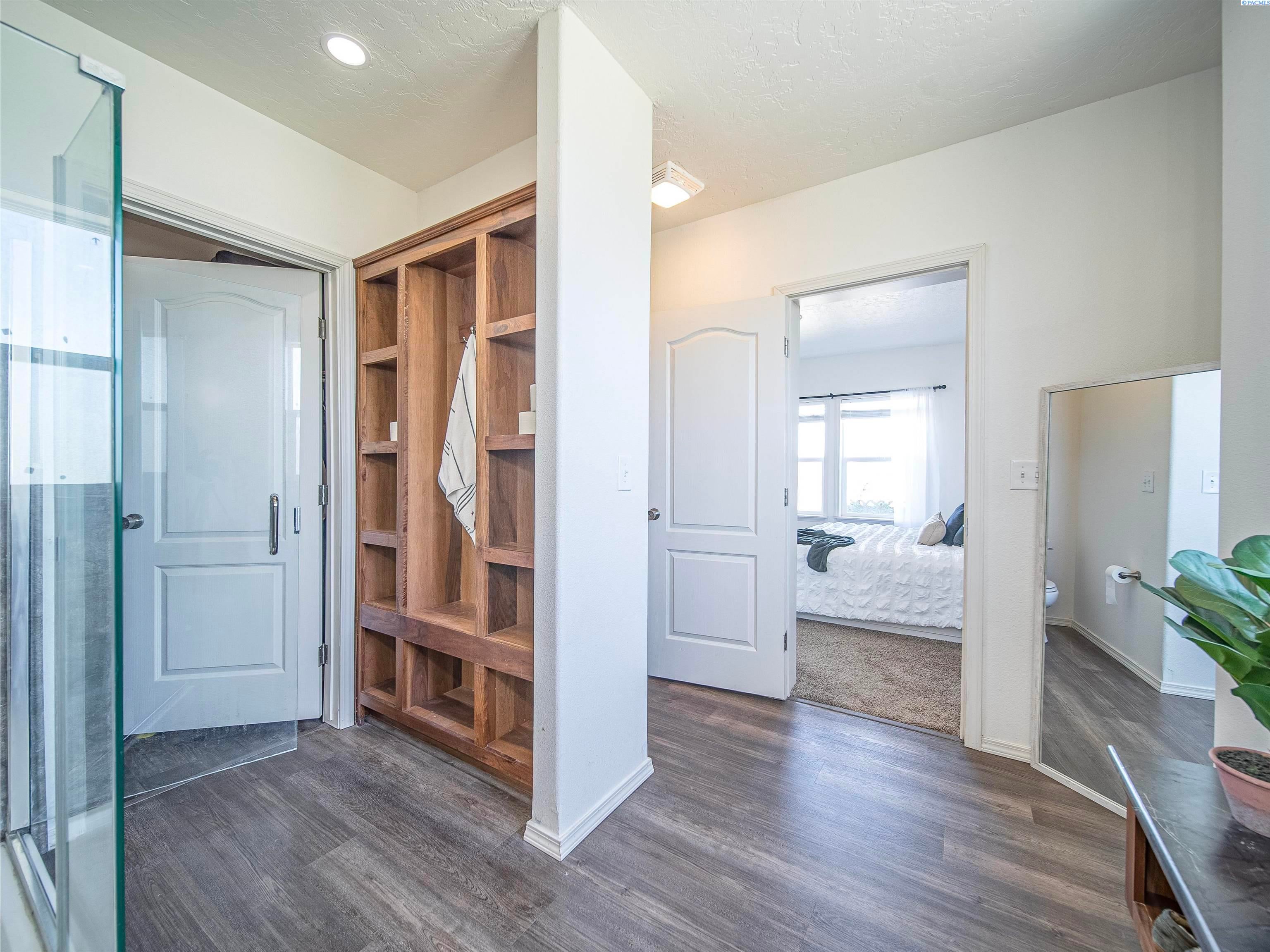 7904 South Griffin Road Prosser, WA 99350 - Photo 17 of 35 Gallery Image 17