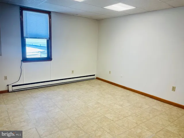 $1,350 | 19 East Centre Street, Unit 2, Mahanoy City, PA 17948