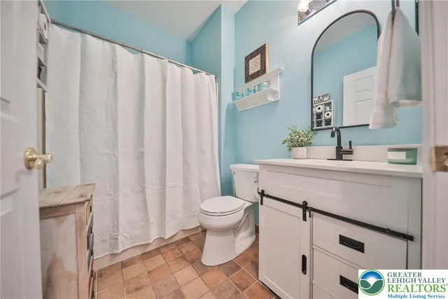 $520,000 | 134 Glenmoor Circle South, Easton, PA 18045