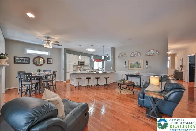 $520,000 | 134 Glenmoor Circle South, Easton, PA 18045