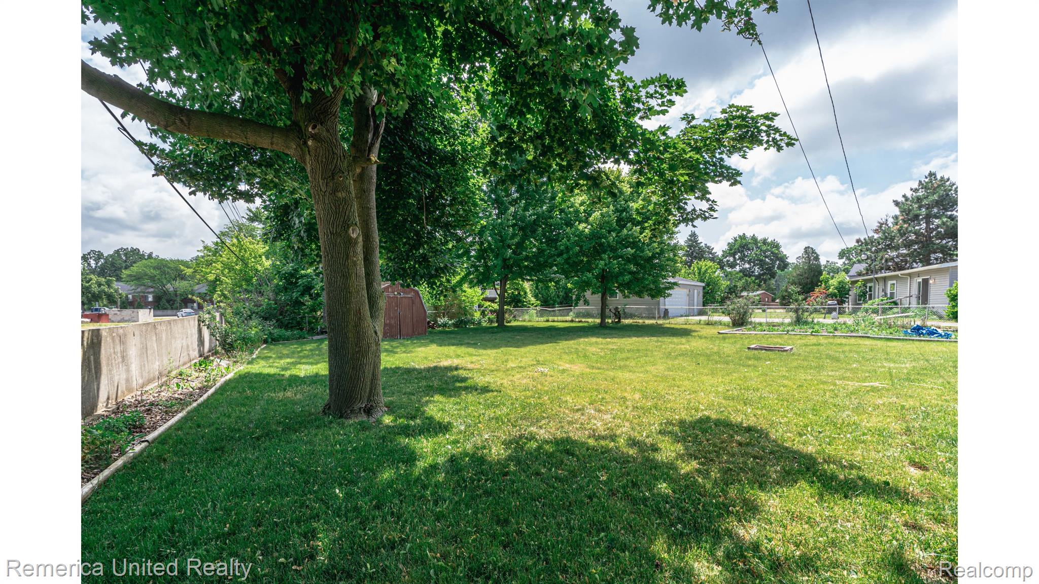 690 Gamma Road Walled Lake, MI 48390 - Photo 60 of 64 Gallery Image 60