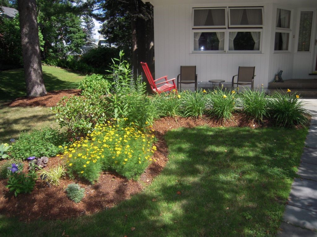 5 Hillcrest Road Essex Junction, VT 05452 - Photo 2 of 36 Gallery Image 2