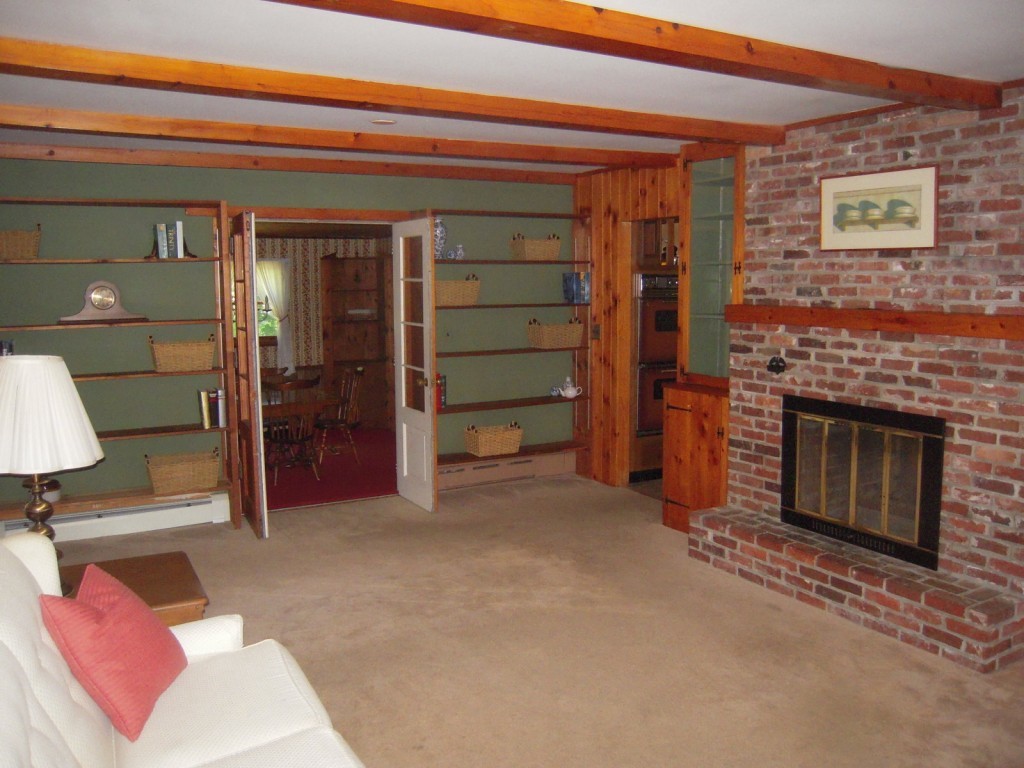 5 Hillcrest Road Essex Junction, VT 05452 - Photo 4 of 36 Gallery Image 4