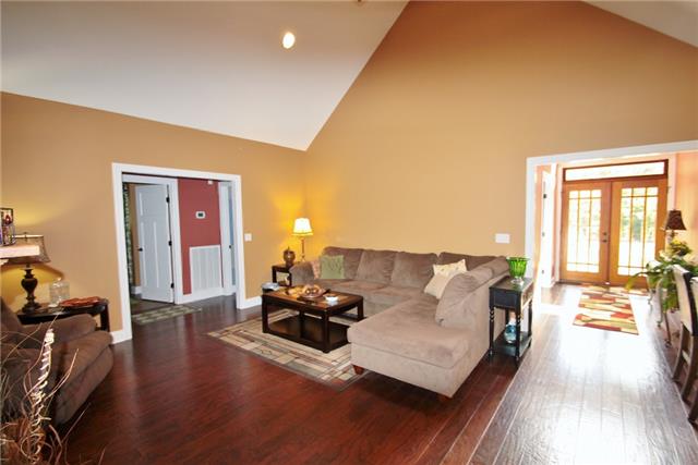 232 Toliver Lake Road Manchester, TN 37355 - Photo 5 of 20 Gallery Image 5