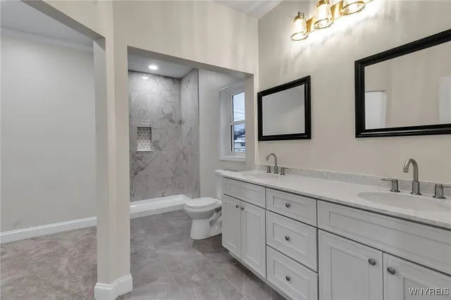 $489,999 | 5200 Berg Road, West Seneca, NY 14218