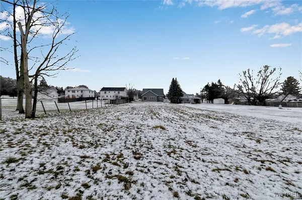 $483,000 | 5200 Berg Road, West Seneca, NY 14218