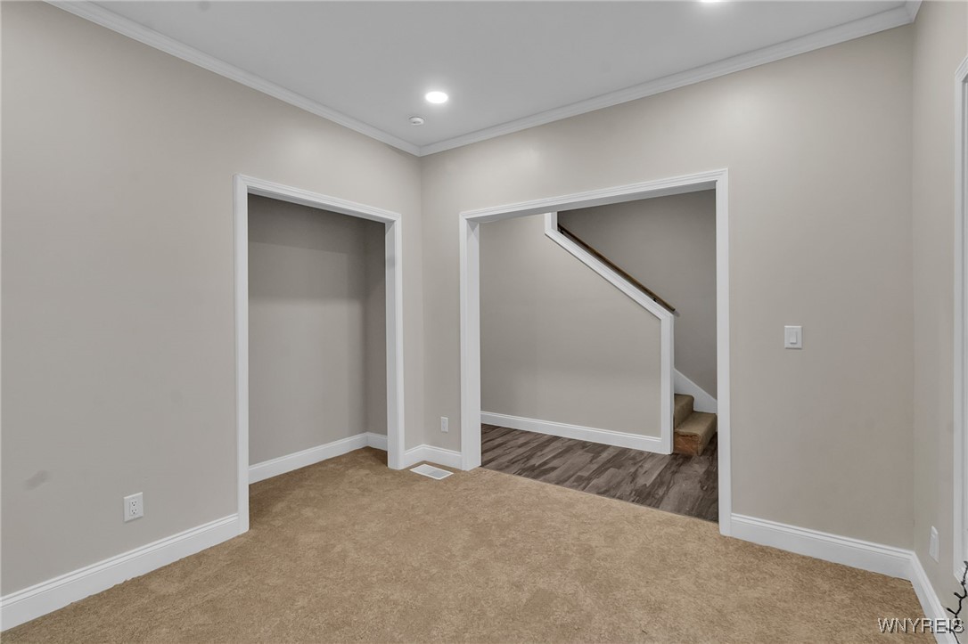 5200 Berg Road West Seneca, NY 14218 - Photo 6 of 49