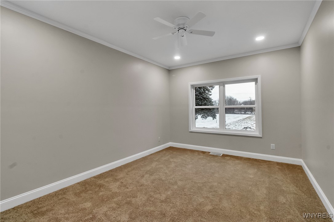 5200 Berg Road West Seneca, NY 14218 - Photo 9 of 49