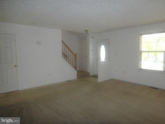 7791 East Shore Road Pasadena, MD 21122 - Photo 11 of 11 Living Room