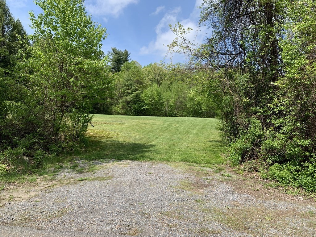 125 Lunenburg Road Townsend, MA 01474 - Photo 1 of 5 Gallery Image 1