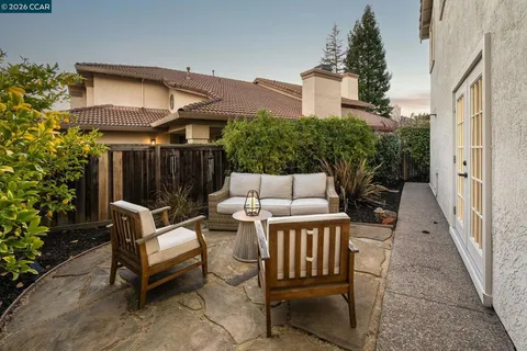 $1,975,000 | 1057-1057 Cheshire Circle, Danville, CA 94506