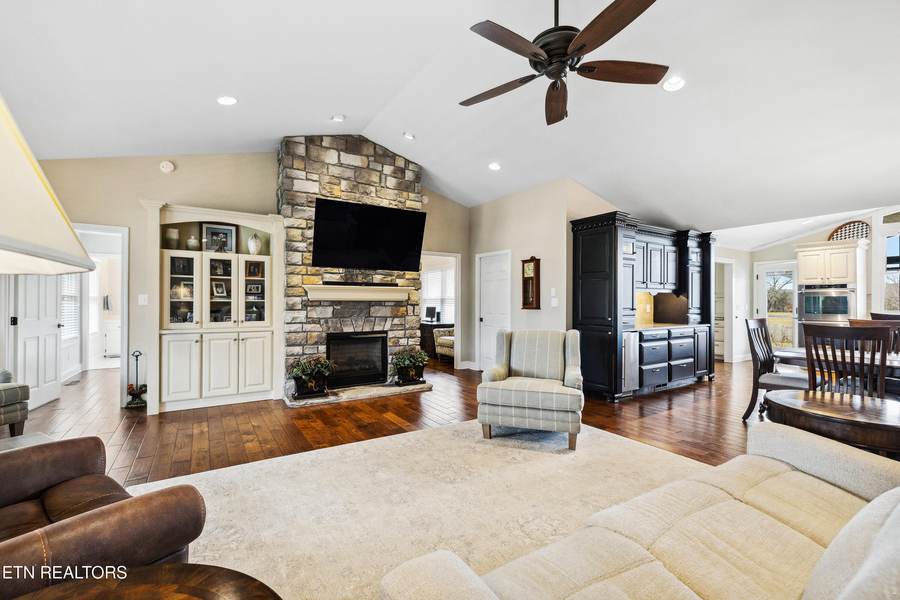 8207 Washington Pike Corryton, TN 37721 - Photo 19 of 60 Positive Perceptions-8