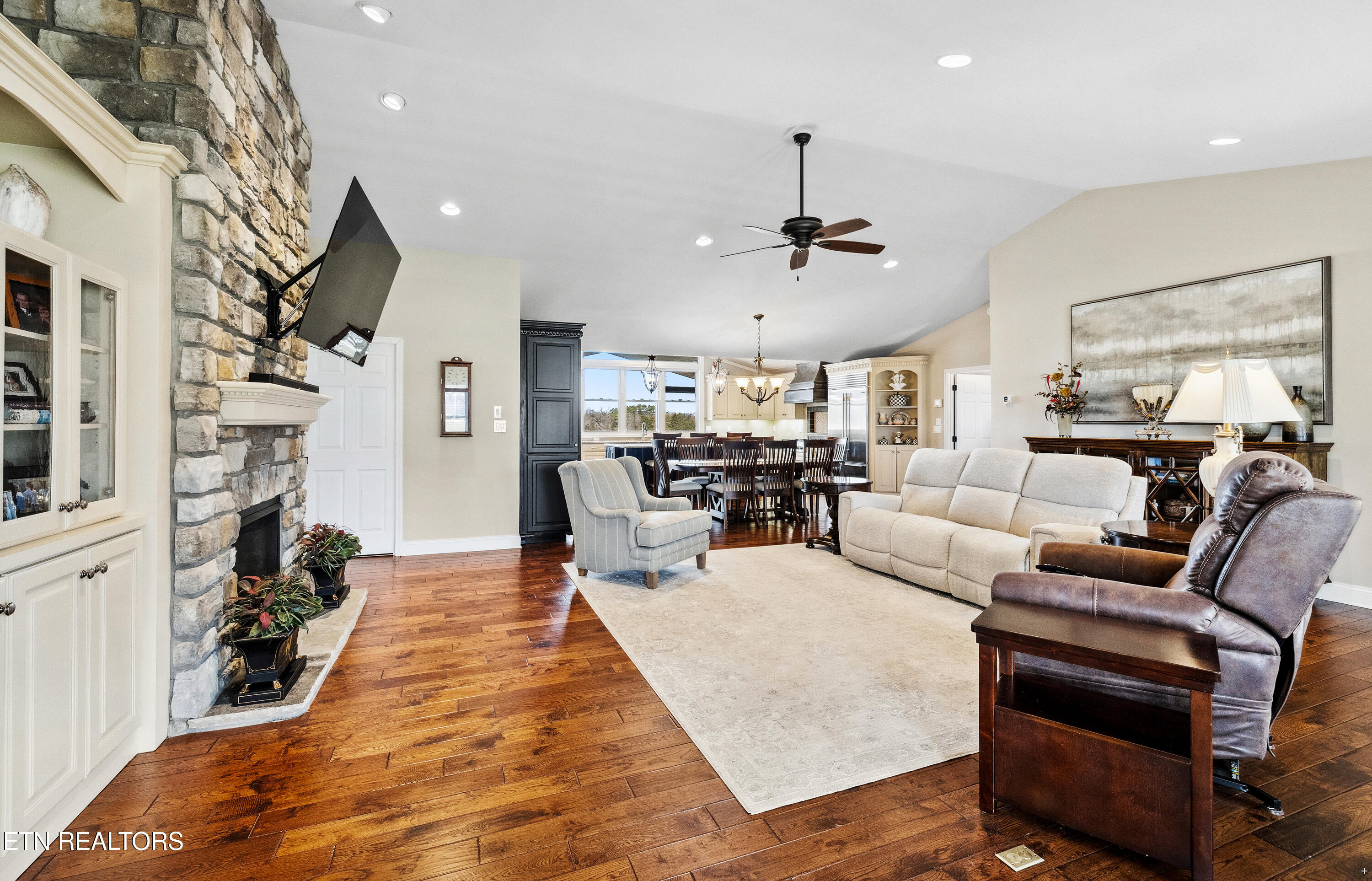 8207 Washington Pike Corryton, TN 37721 - Photo 27 of 60 Positive Perceptions-41