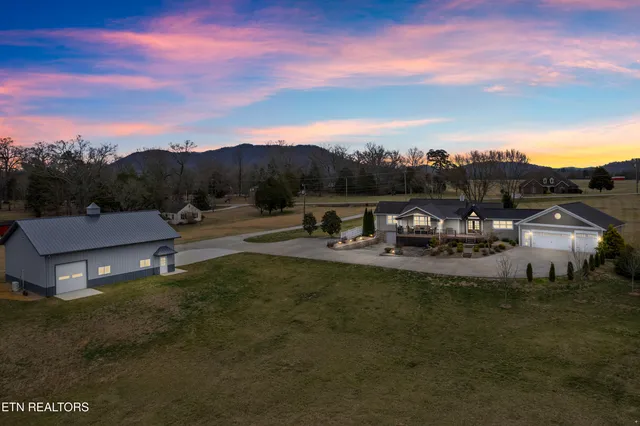 $1,300,000 | 8207 Washington Pike, Corryton, TN 37721