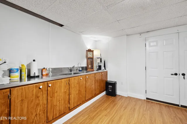 $1,300,000 | 8207 Washington Pike, Corryton, TN 37721