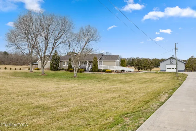 $1,300,000 | 8207 Washington Pike, Corryton, TN 37721