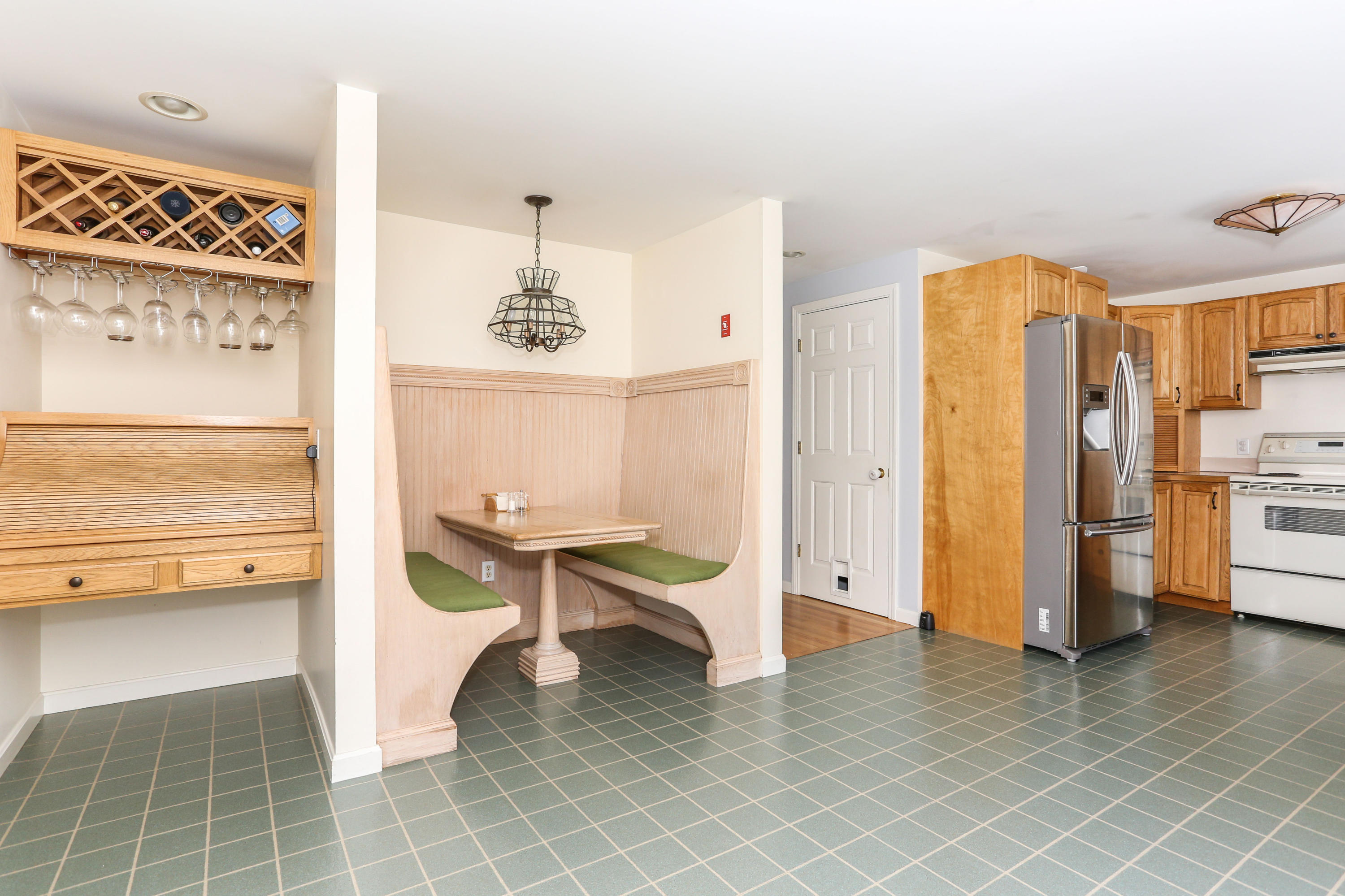 201 Red Top Road Brewster, MA 02631 - Photo 13 of 35 201RedLR-13