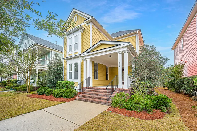 $385,000 | 208 Barberry Street, Summerville, SC 29483
