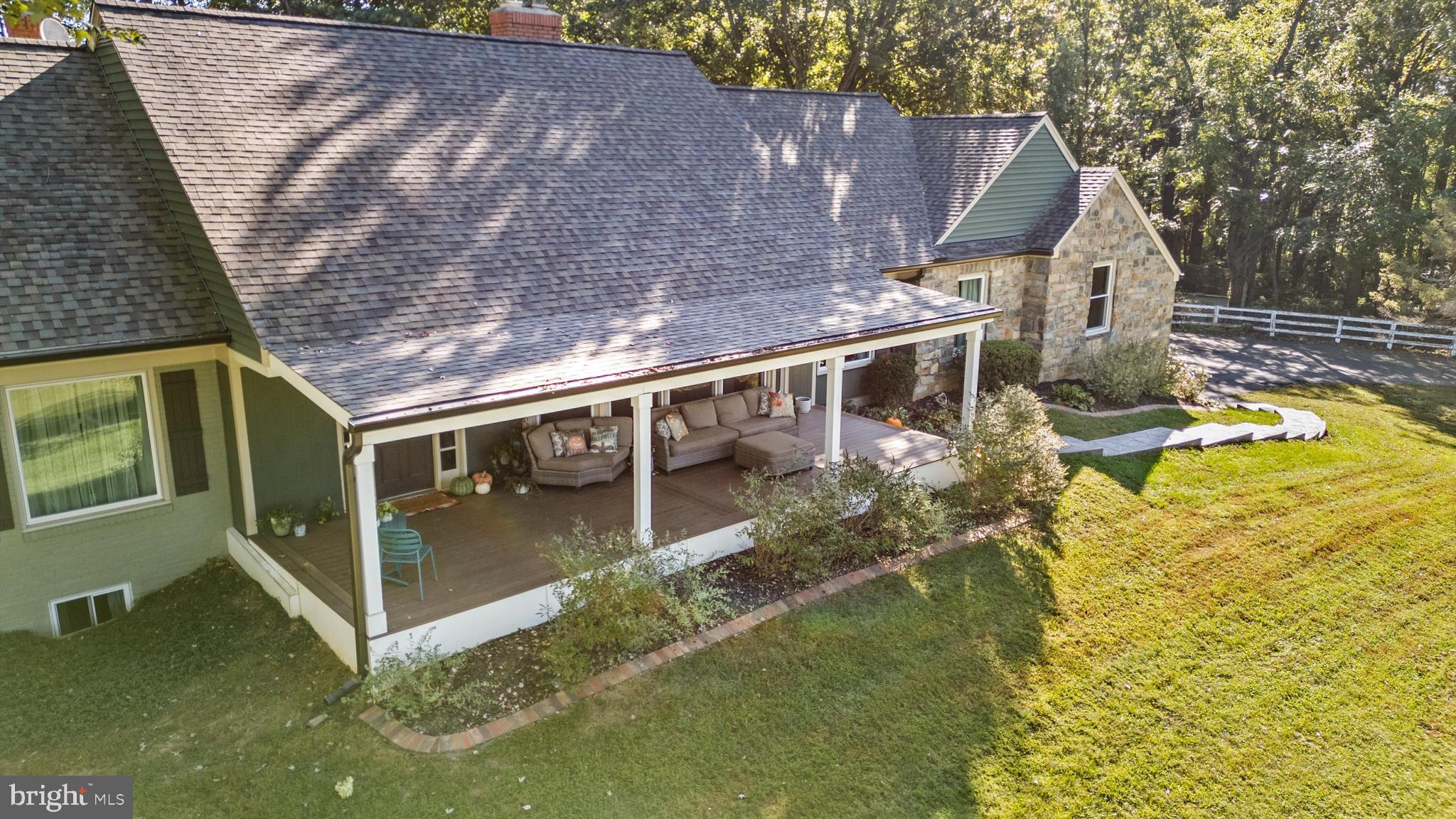 6811 White Rock Road Clifton, VA 20124 - Photo 11 of 87