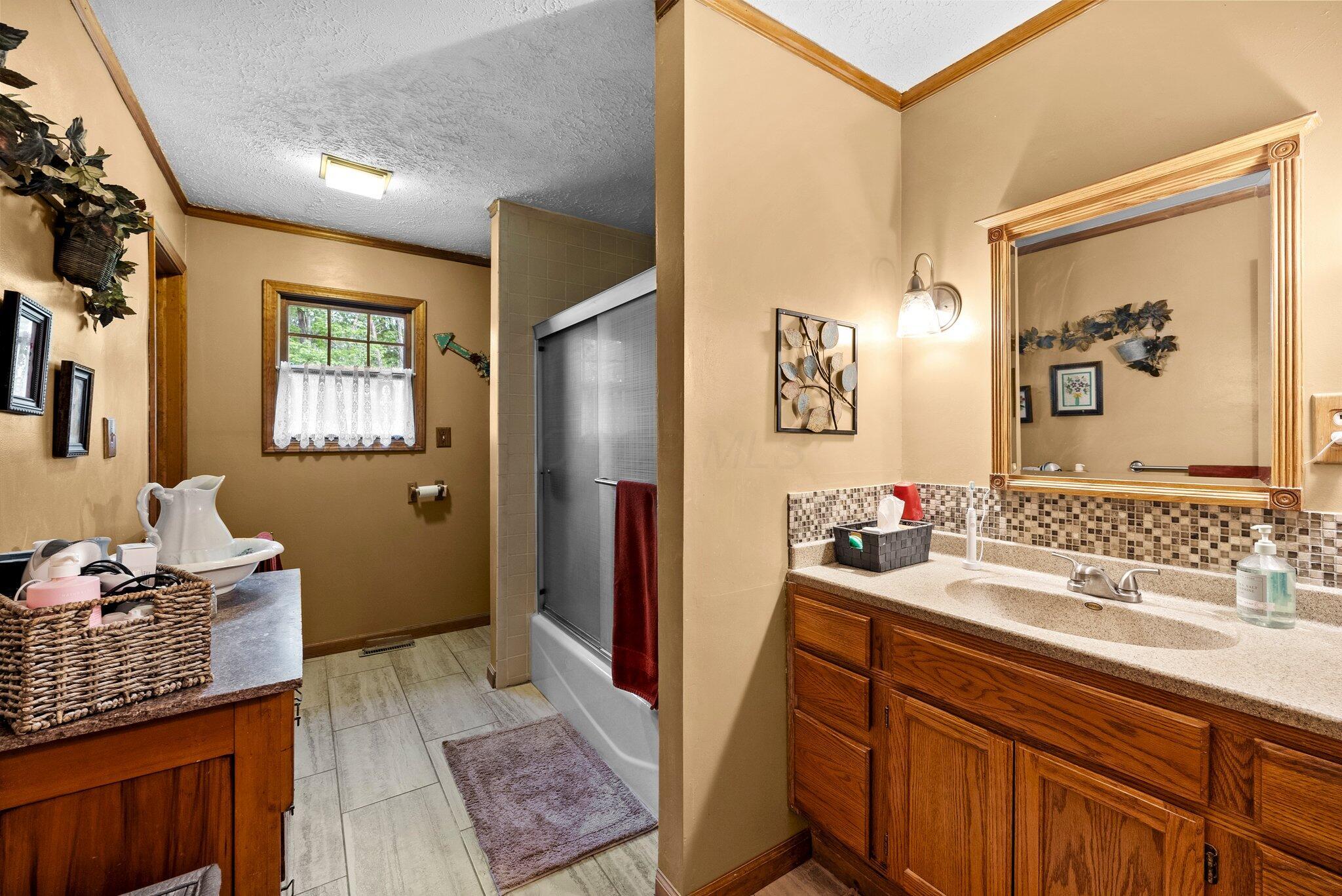26975 Chapel Ridge Road Logan, OH 43138 - Photo 10 of 98 RANCH MAIN FULL BATH