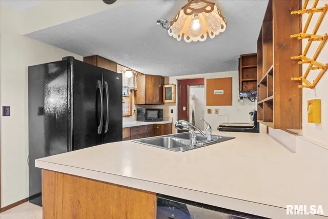 $249,900 | 34831 Greenland Road, Virden, IL 62690