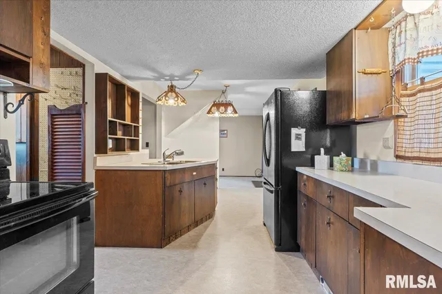 $249,900 | 34831 Greenland Road, Virden, IL 62690