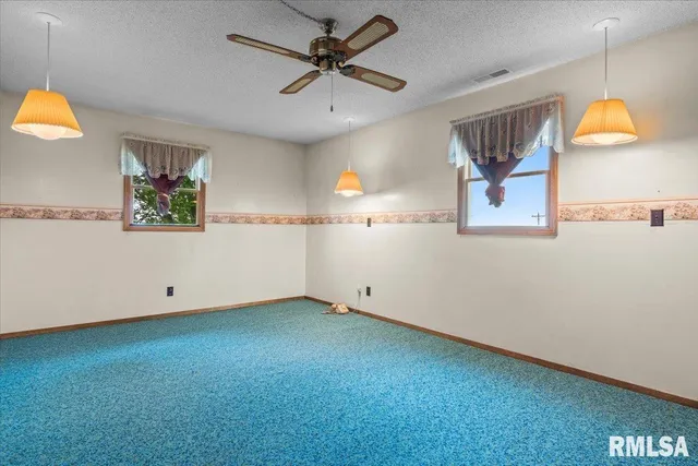 $249,900 | 34831 Greenland Road, Virden, IL 62690