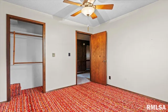 $249,900 | 34831 Greenland Road, Virden, IL 62690