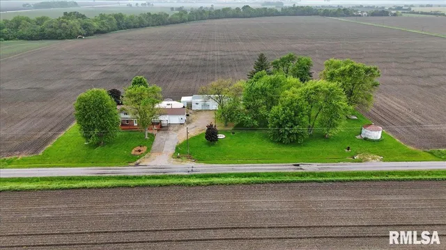 $249,900 | 34831 Greenland Road, Virden, IL 62690