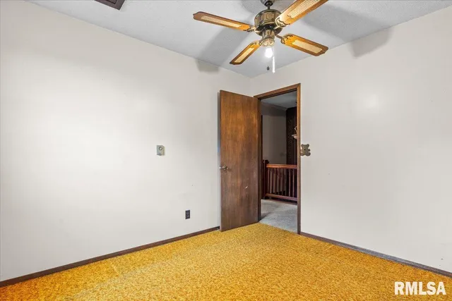 $249,900 | 34831 Greenland Road, Virden, IL 62690