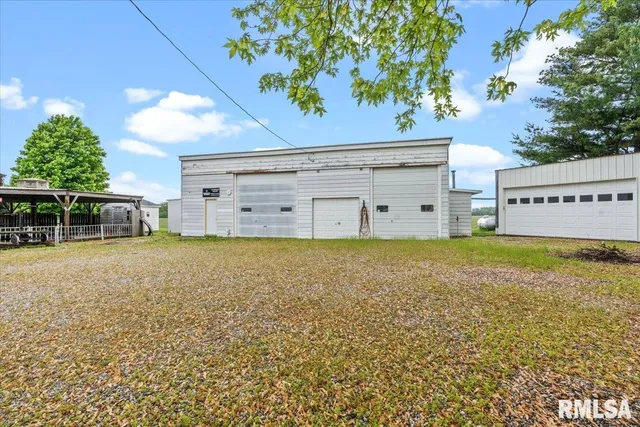 $249,900 | 34831 Greenland Road, Virden, IL 62690