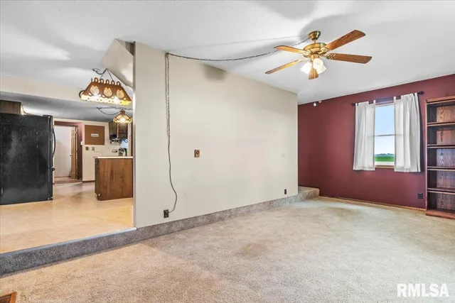 $249,900 | 34831 Greenland Road, Virden, IL 62690