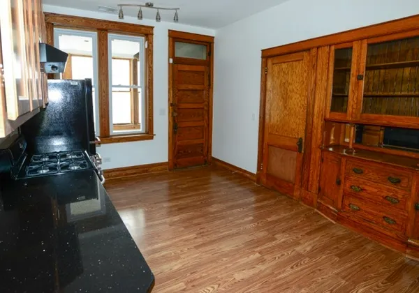 $1,900 | 2318 South Marshall Boulevard, Unit 2, Chicago, IL 60623