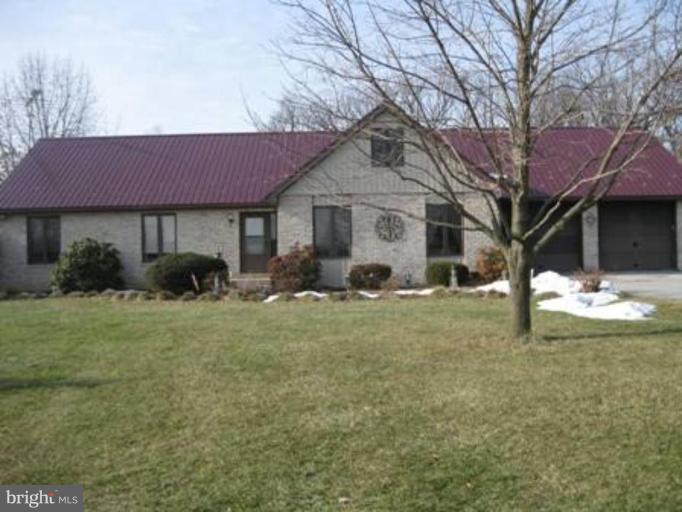 815 Warm Spring Road Chambersburg, PA 17202 - Photo 2 of 30 815 Warm Spring Road