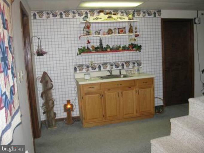 815 Warm Spring Road Chambersburg, PA 17202 - Photo 25 of 30 Family Room