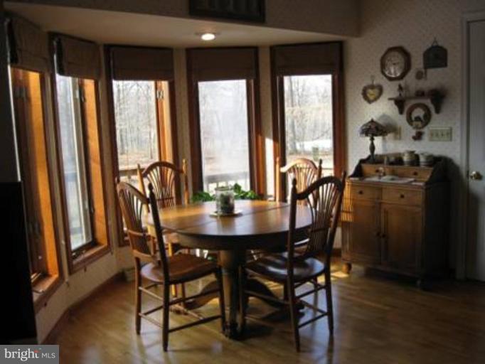 815 Warm Spring Road Chambersburg, PA 17202 - Photo 30 of 30 Breakfast Area