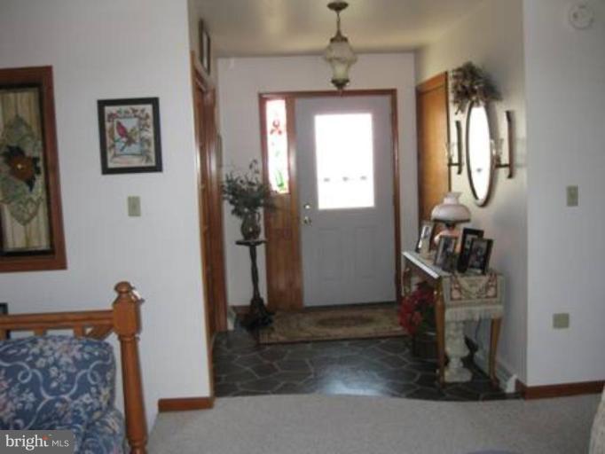 815 Warm Spring Road Chambersburg, PA 17202 - Photo 8 of 30 Entrance / Foyer