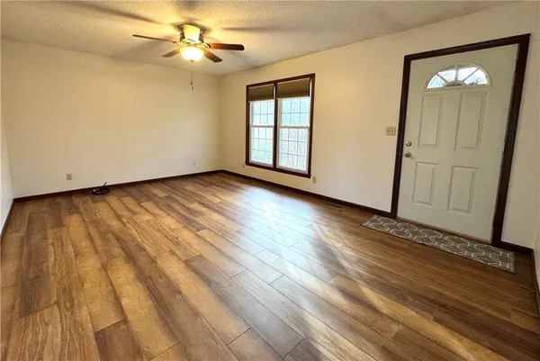 $232,000 | 100 Elm Street, Windsor, MO 65360