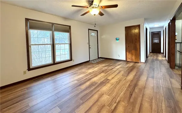 $232,000 | 100 Elm Street, Windsor, MO 65360