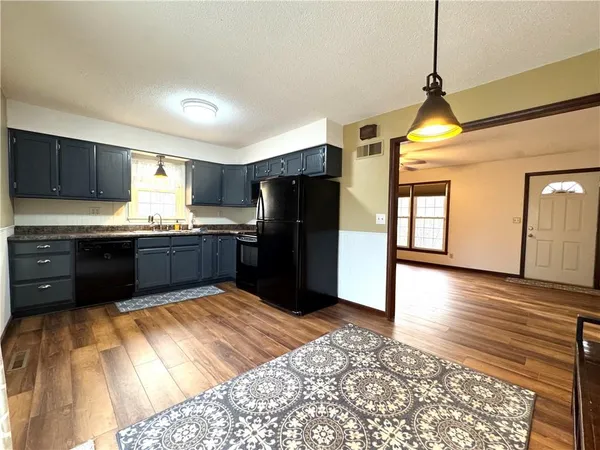 $232,000 | 100 Elm Street, Windsor, MO 65360