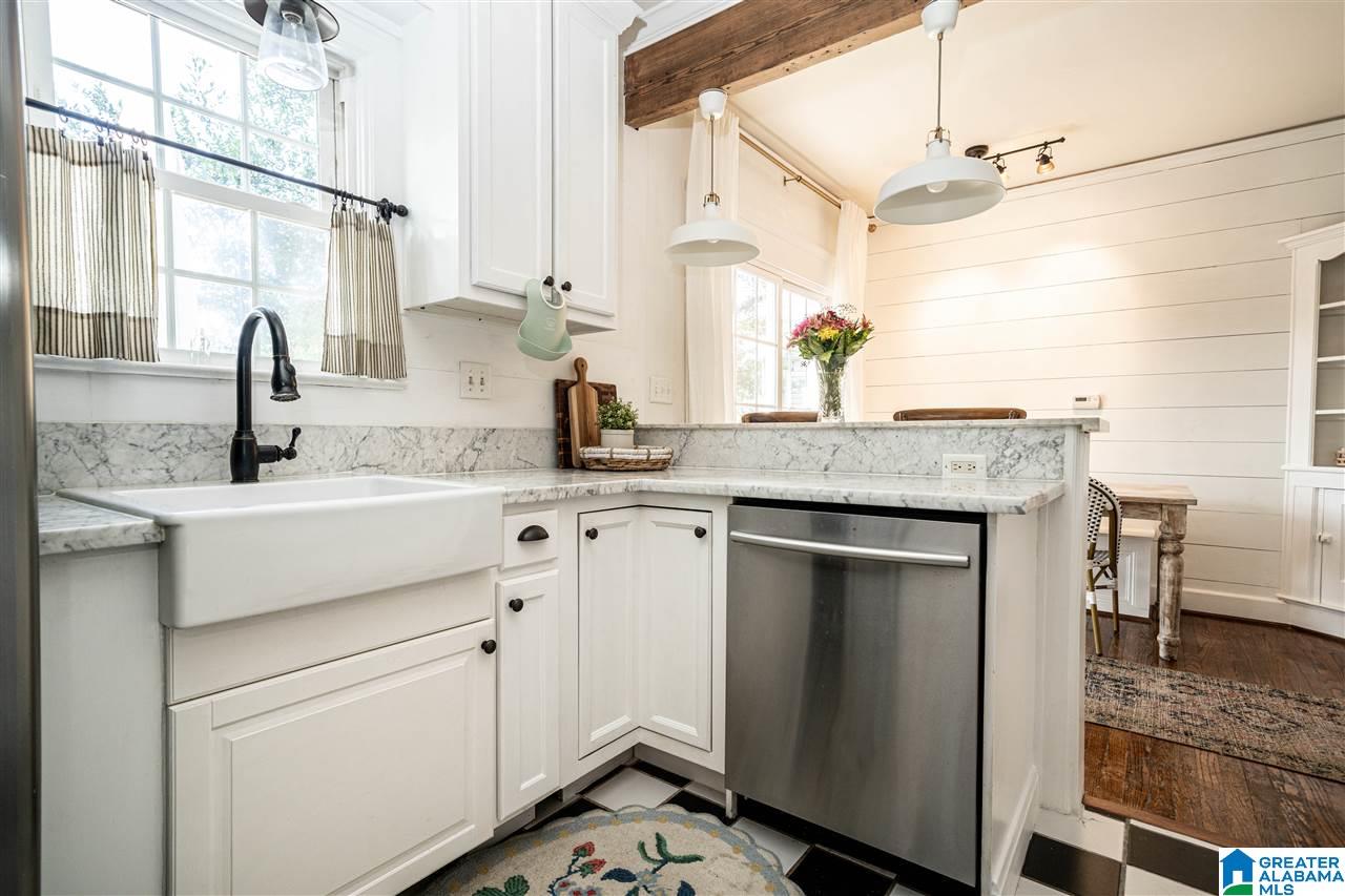 1209 Irving Road Birmingham, AL 35209 - Photo 10 of 41