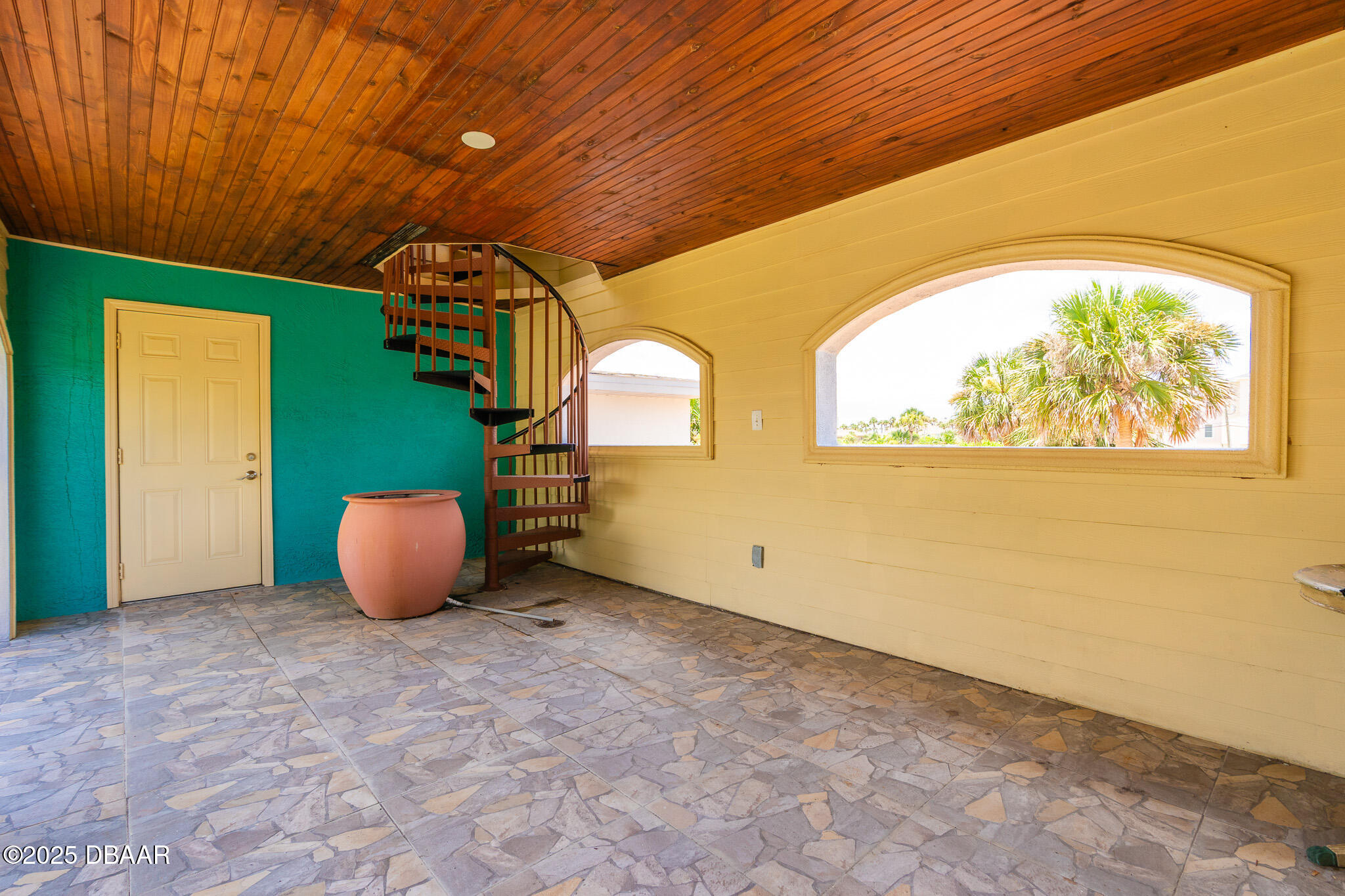 46 Oceanview Avenue Ponce Inlet, FL 32127 - Photo 43 of 79 a view of an empty room