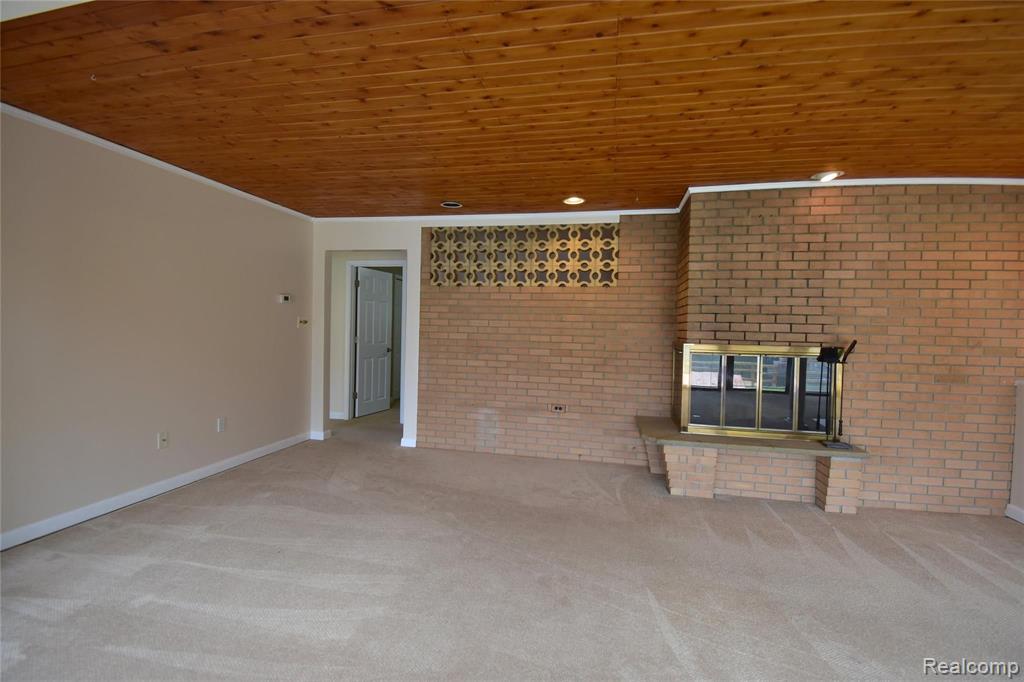 1826 Darwin Road Pinckney, MI 48169 - Photo 14 of 26