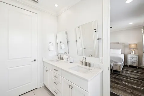 $1,150,000 | 1961 Baytowne Loop, Miramar Beach, FL 32550