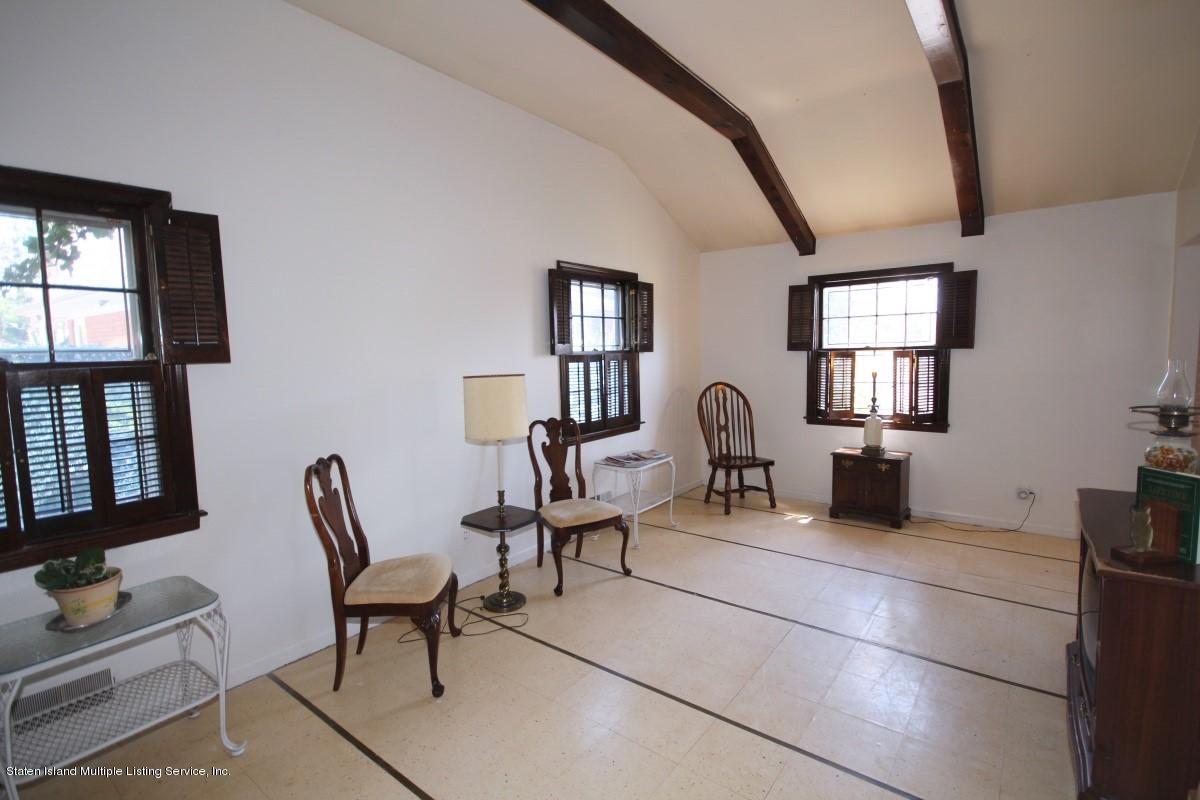 725 West Fingerboard Road Staten Island, NY 10305 - Photo 11 of 18 Family Room