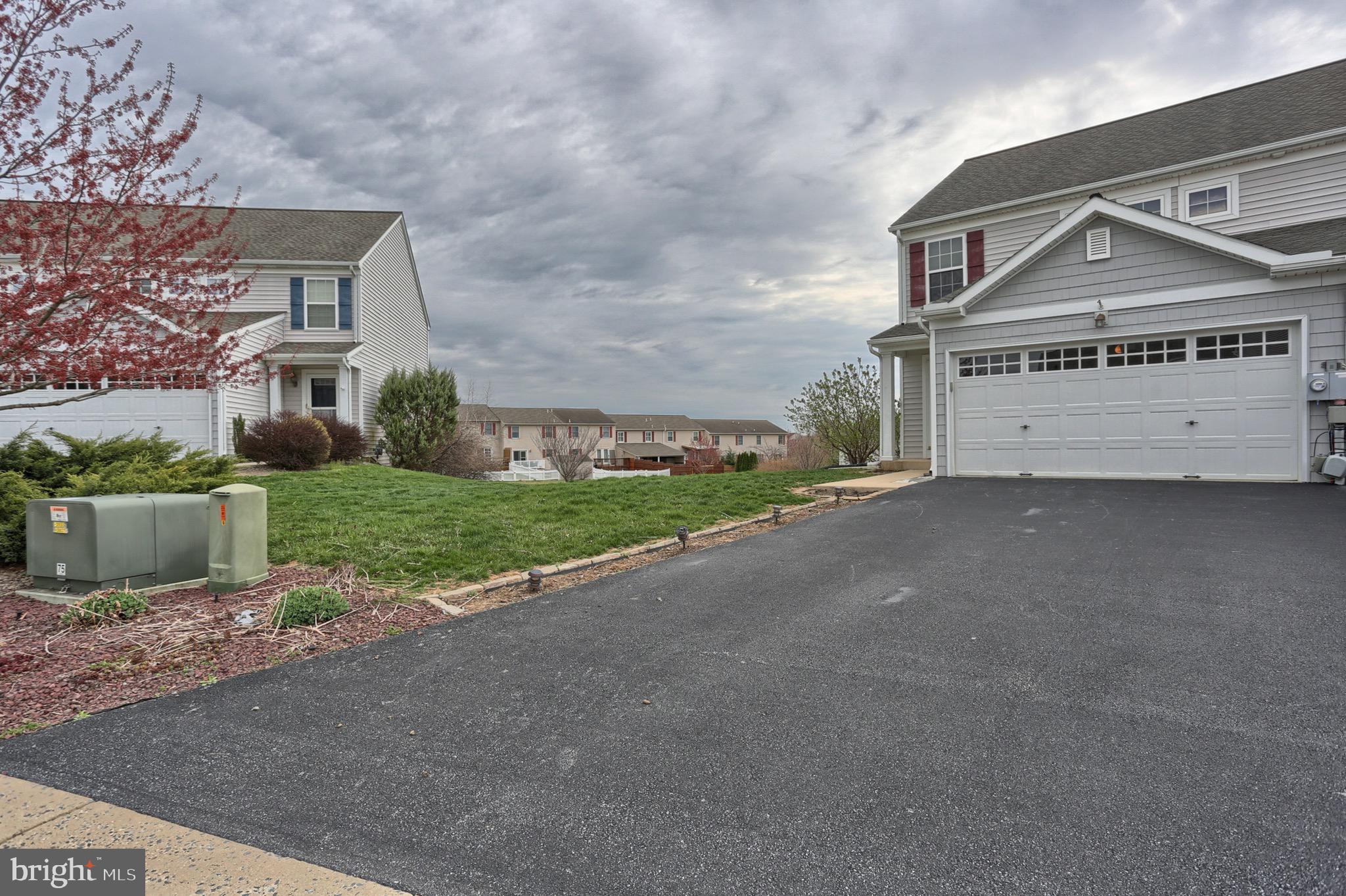 2 Vehicle Garage