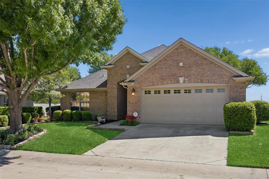 9221 Perimeter Street Denton, TX 76207 - Photo 2 of 36